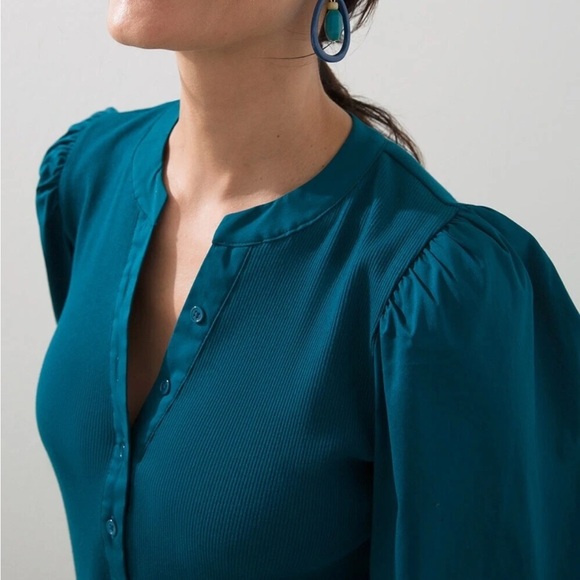 Chico’s Teal Rib Knit Woven 3/4 Puff Sleeve Top, size 2 (Large) - Picture 2 of 9